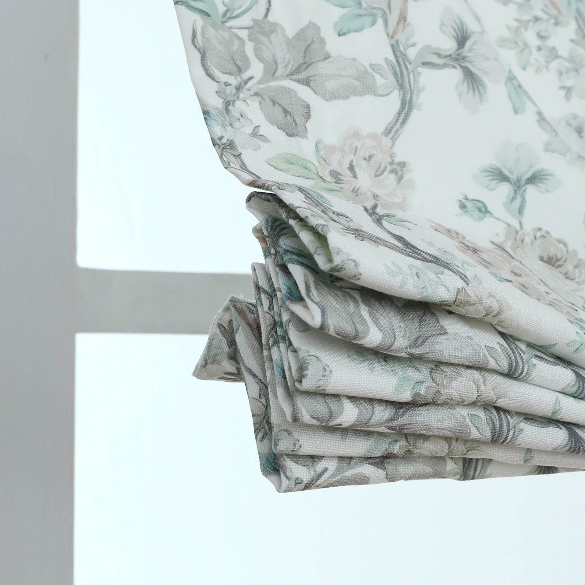 Blossombird Relaxed Roman Shades with Soft Curve, Light Filtering Blinds, Cordless Lift