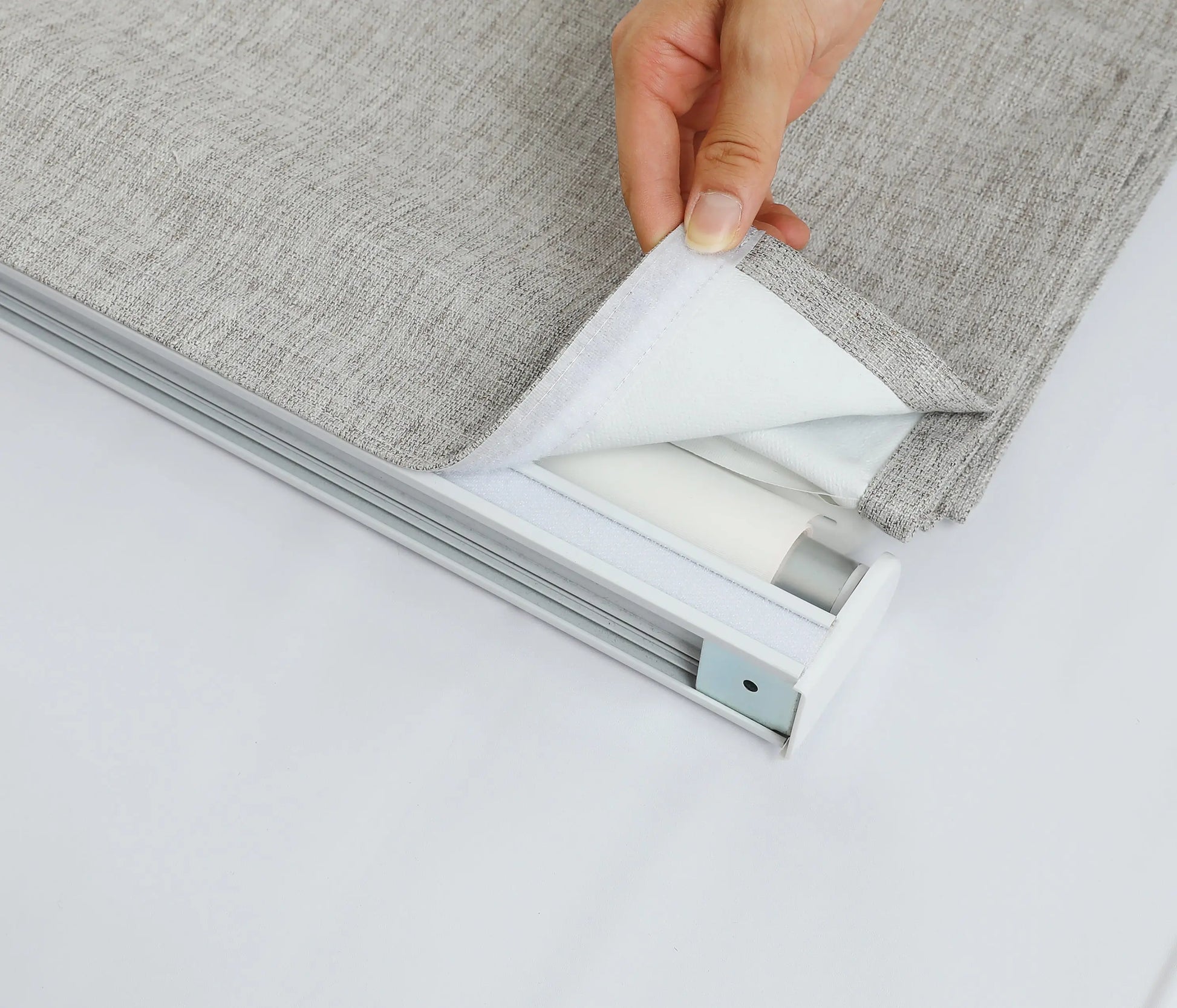 Belgian Cordless Blackout Roman Shade Shadisfy