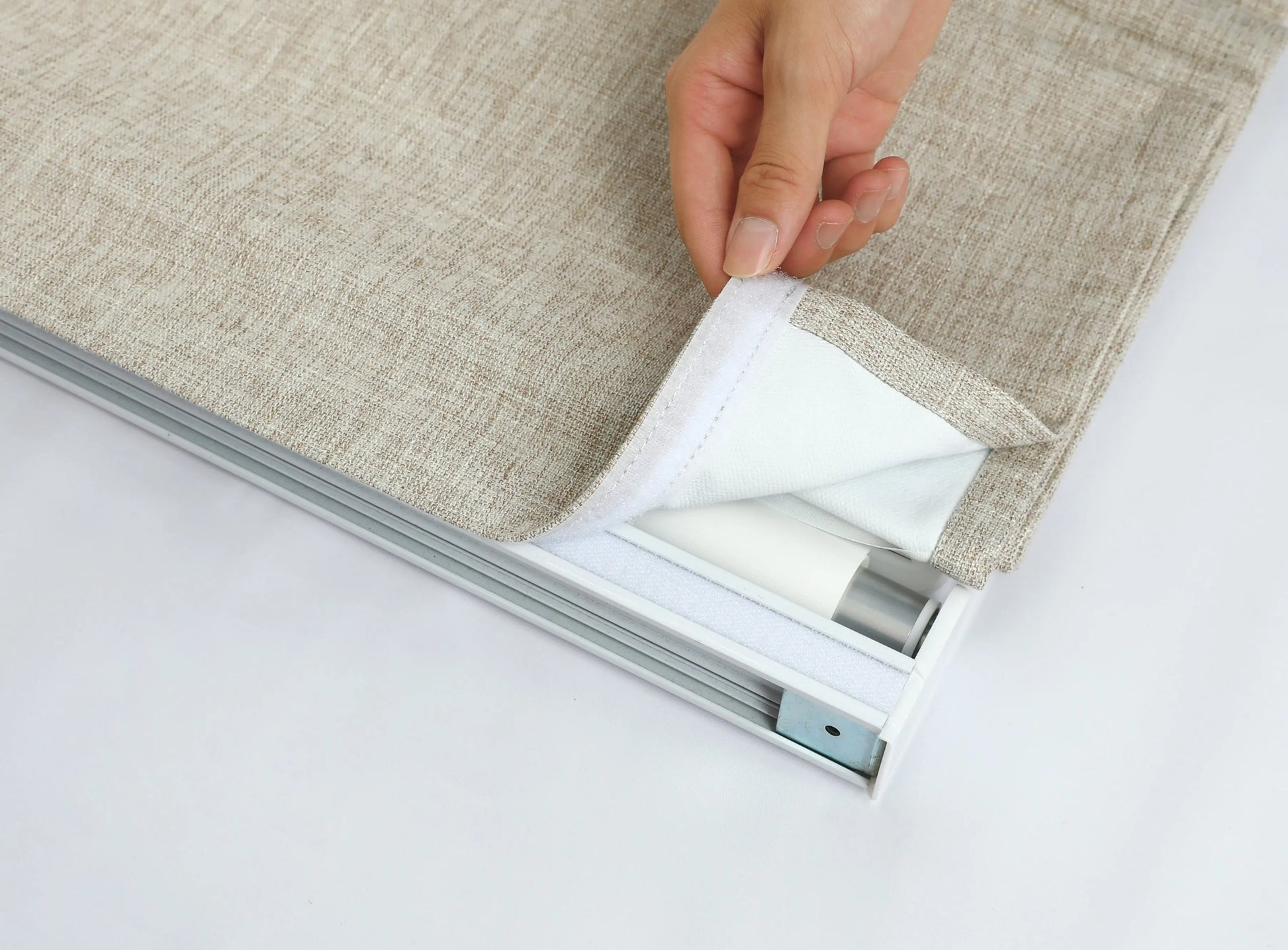 Belgian Cordless Blackout Roman Shade Shadisfy