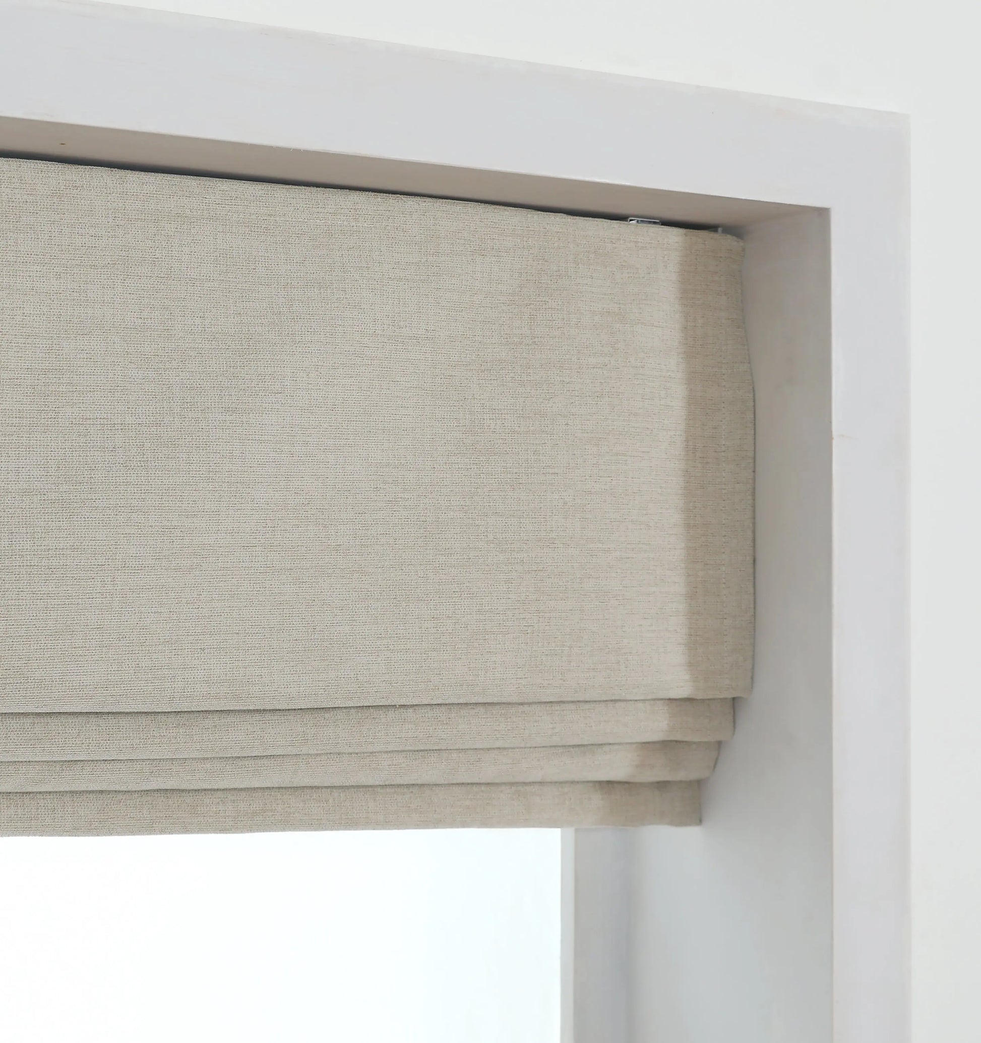 Lancaster Cordless Blackout Roman Shade Shadisfy